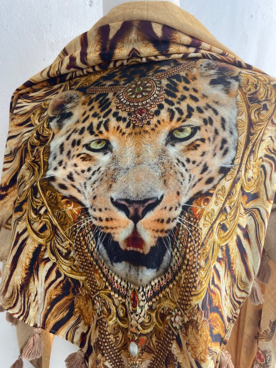 Cheetah Venus Summer Scarf