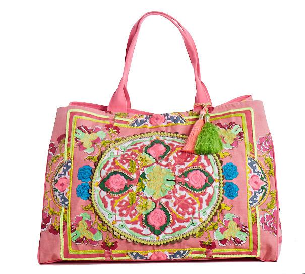 Boho Totes - www.LUXEISLE.com